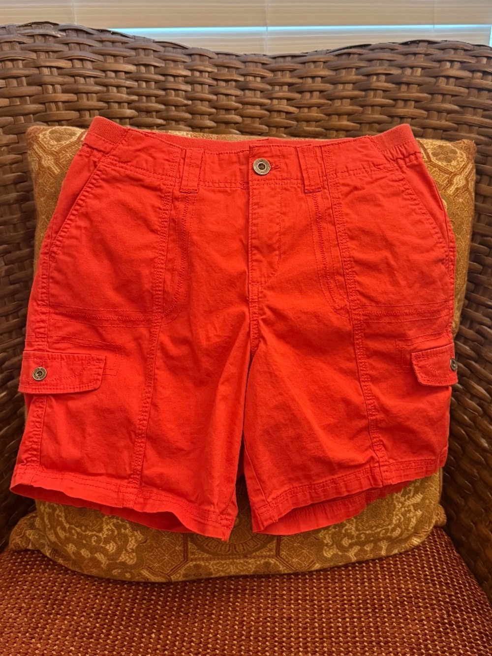 STYLE & CO MANGO SIZE 8 SHORTS